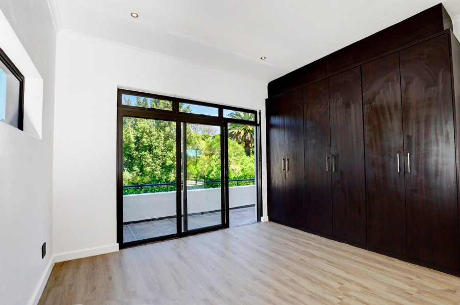 5 Bedroom Property for Sale in Welgemoed Western Cape